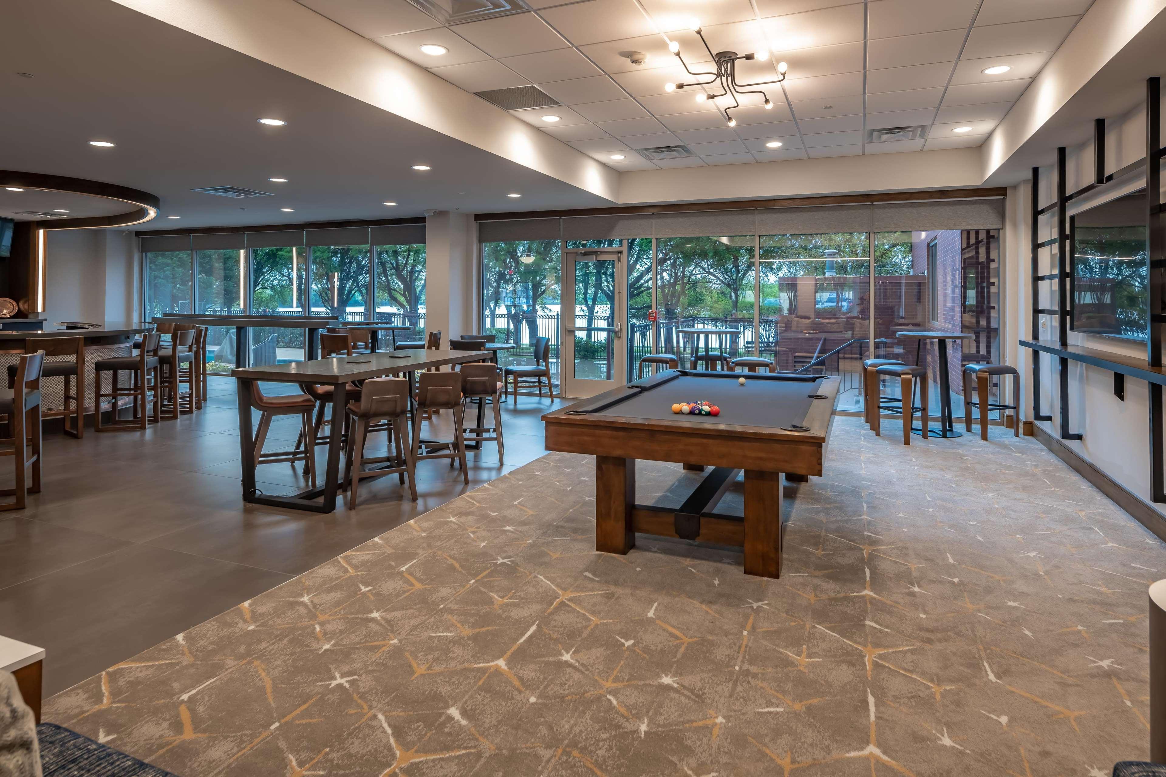 Doubletree By Hilton Dallas-Farmers Branch Dış mekan fotoğraf