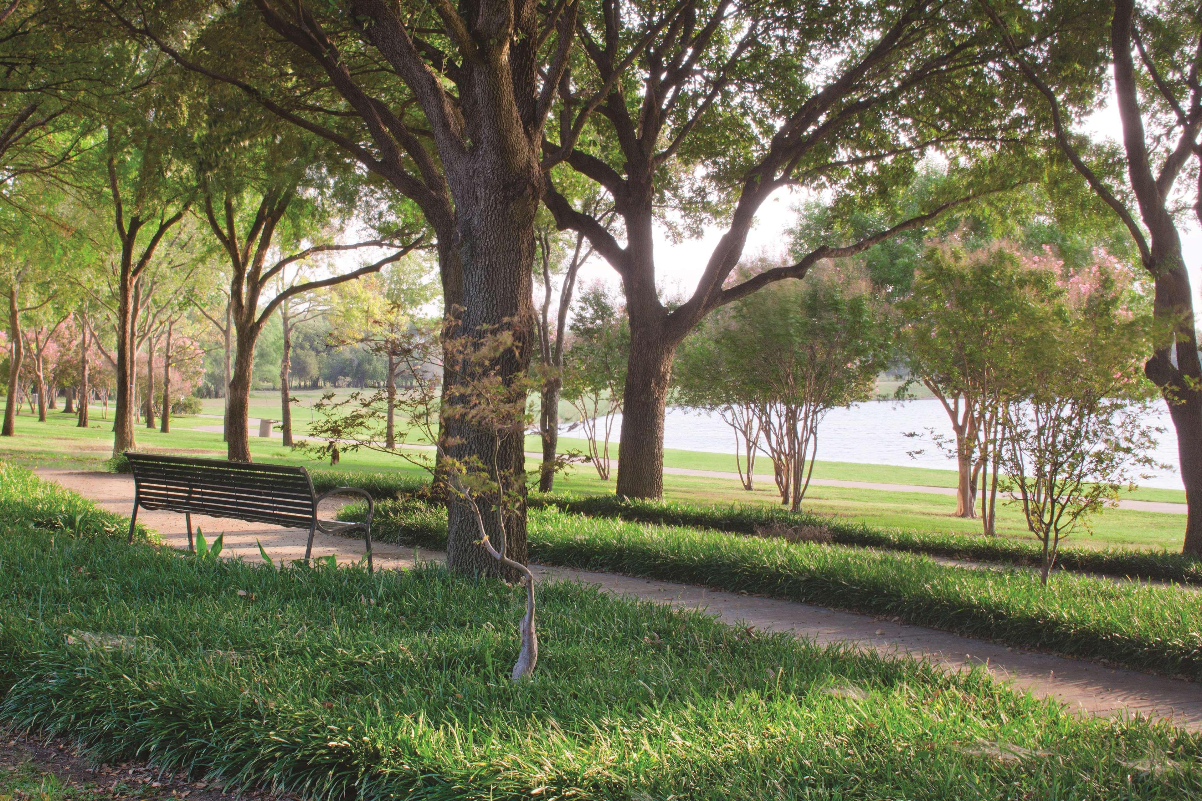 Doubletree By Hilton Dallas-Farmers Branch Dış mekan fotoğraf