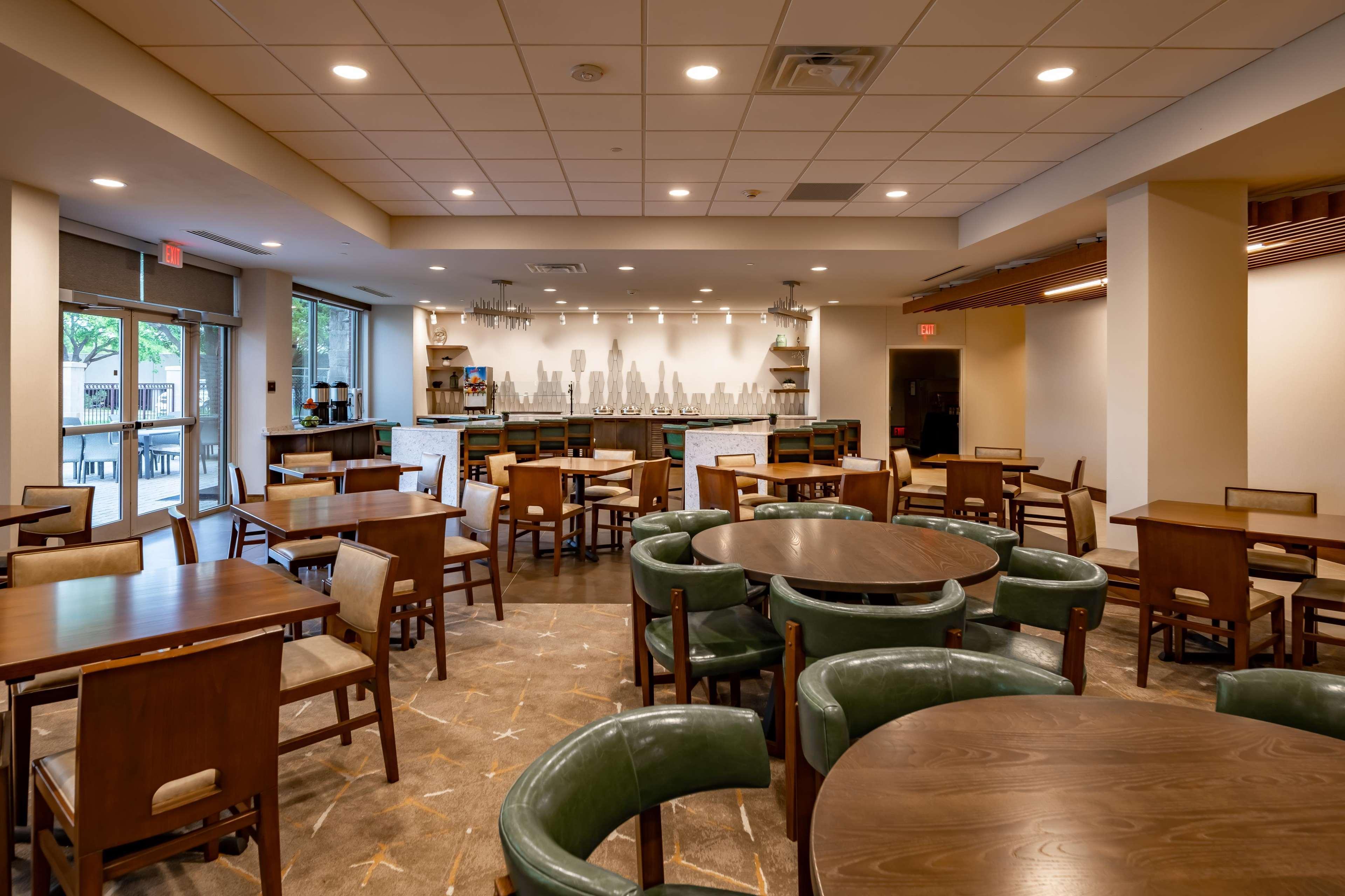 Doubletree By Hilton Dallas-Farmers Branch Dış mekan fotoğraf