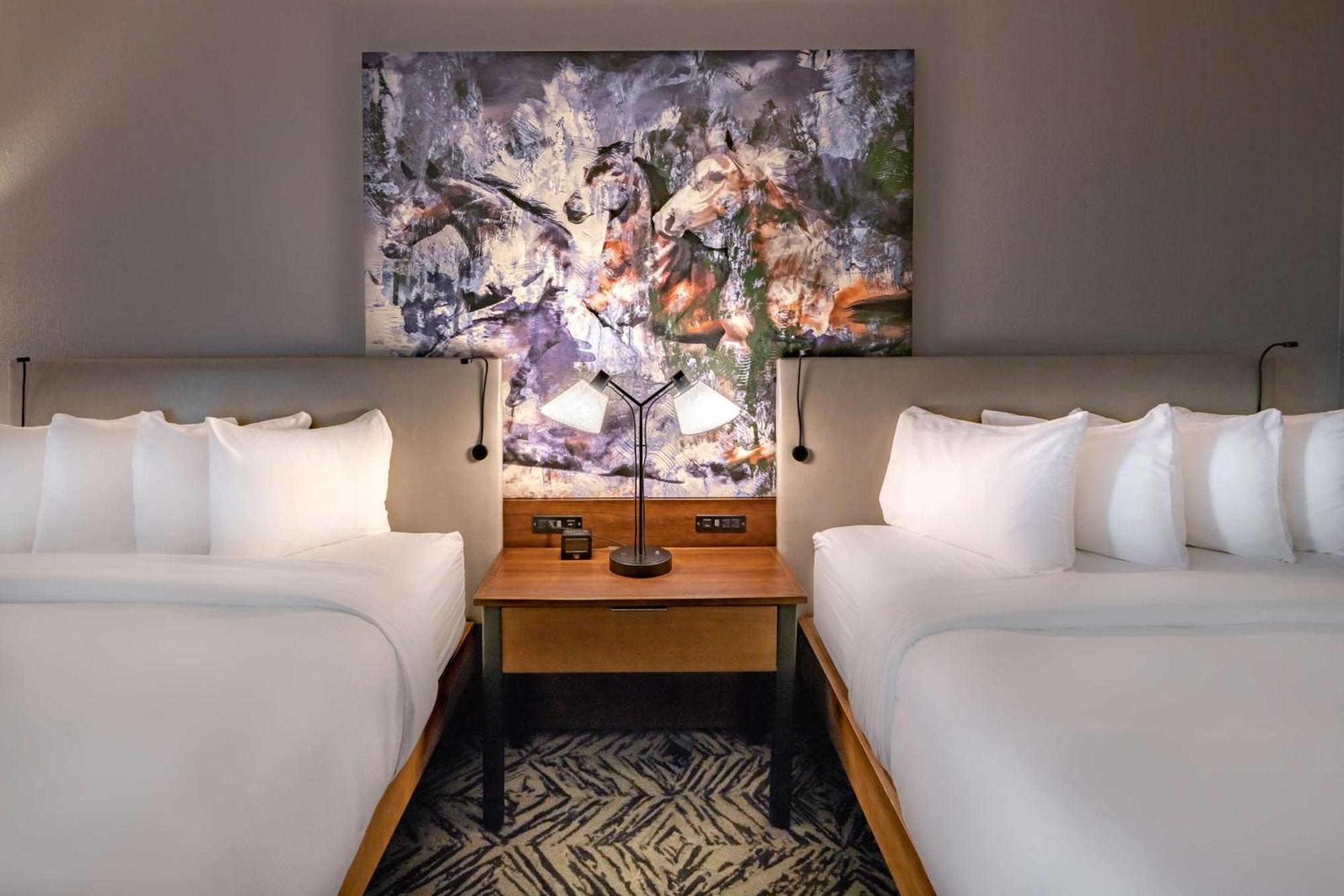 Doubletree By Hilton Dallas-Farmers Branch Dış mekan fotoğraf