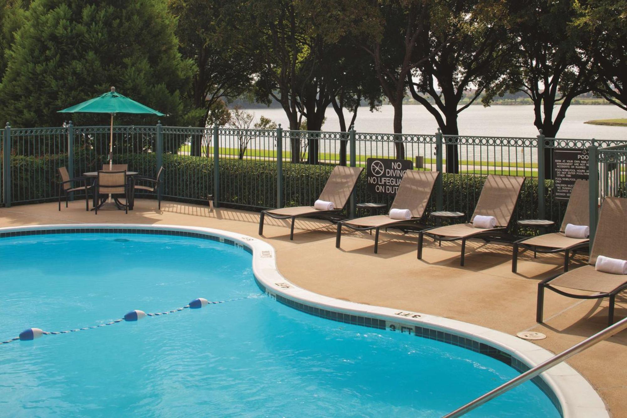 Doubletree By Hilton Dallas-Farmers Branch Dış mekan fotoğraf