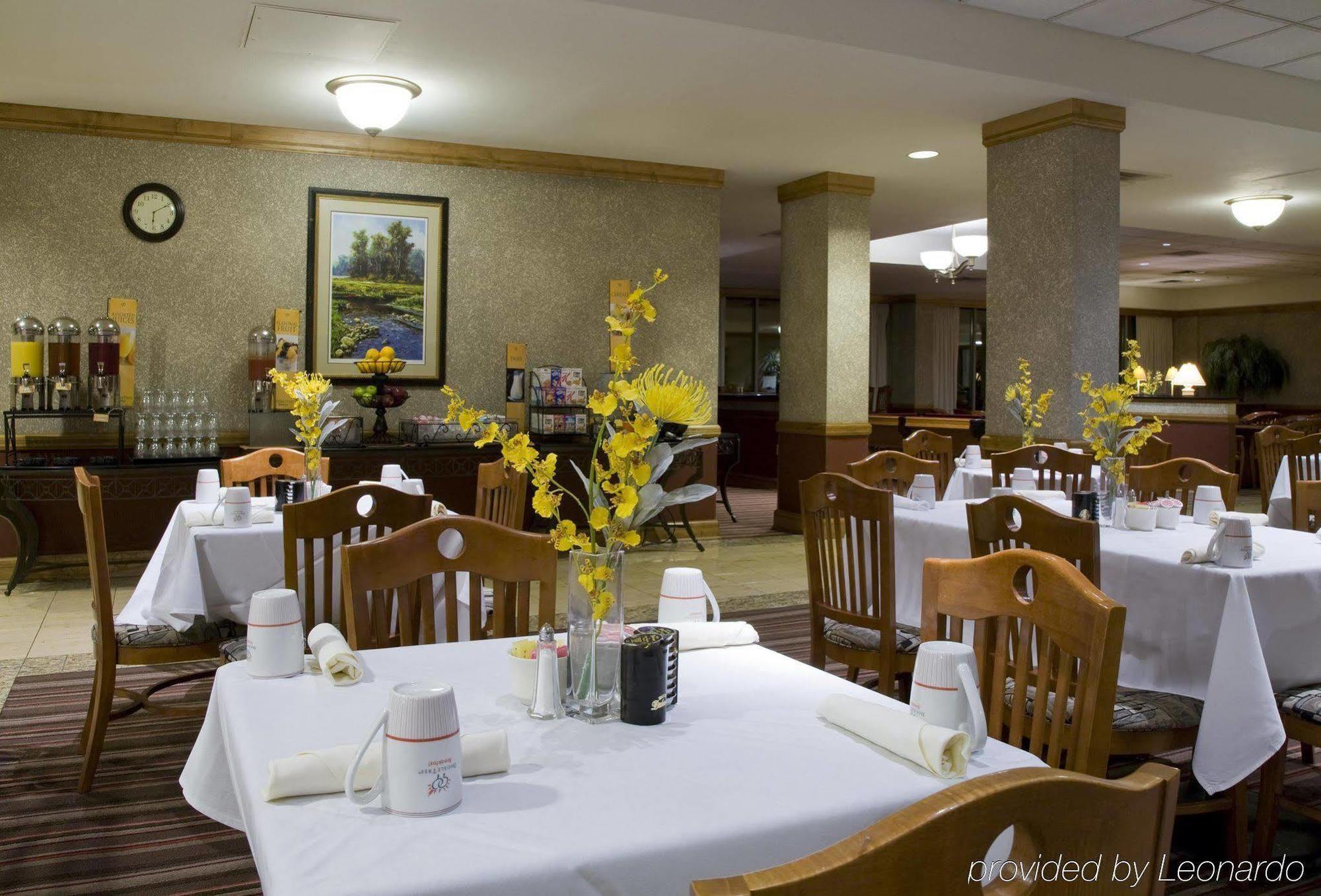 Doubletree By Hilton Dallas-Farmers Branch Dış mekan fotoğraf